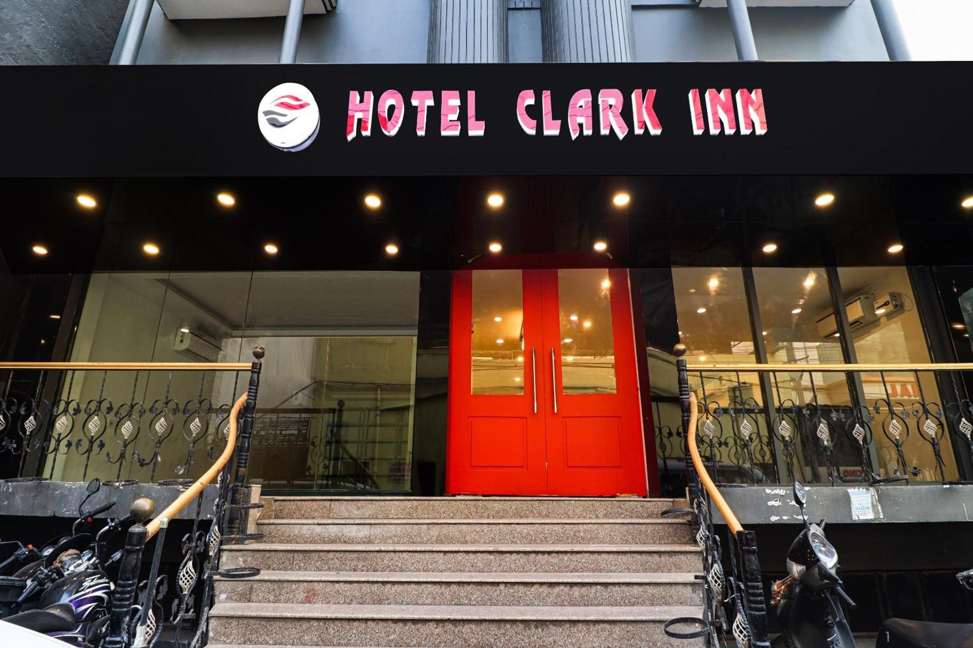 Townhouse Townhouse Clark Inn Patna  Zewnętrze zdjęcie