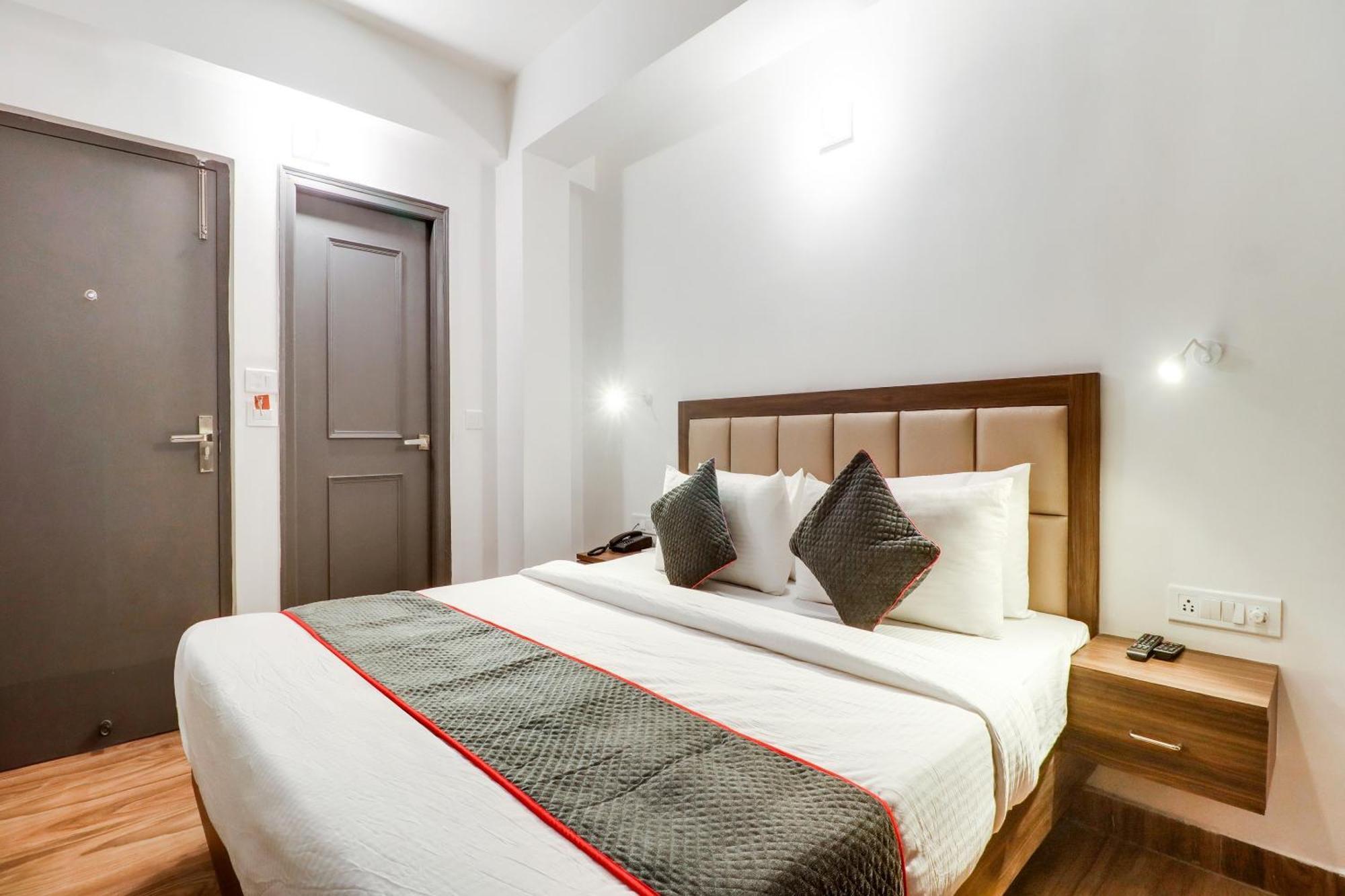Townhouse Townhouse Clark Inn Patna  Zewnętrze zdjęcie