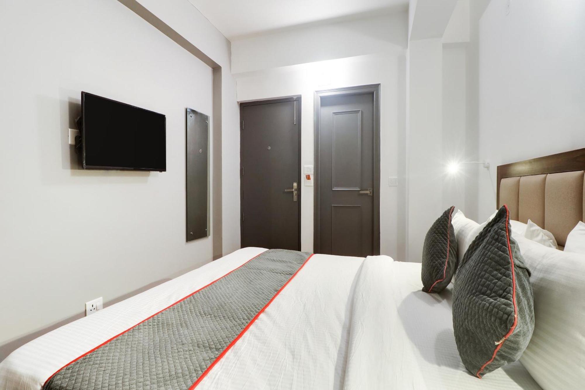 Townhouse Townhouse Clark Inn Patna  Zewnętrze zdjęcie