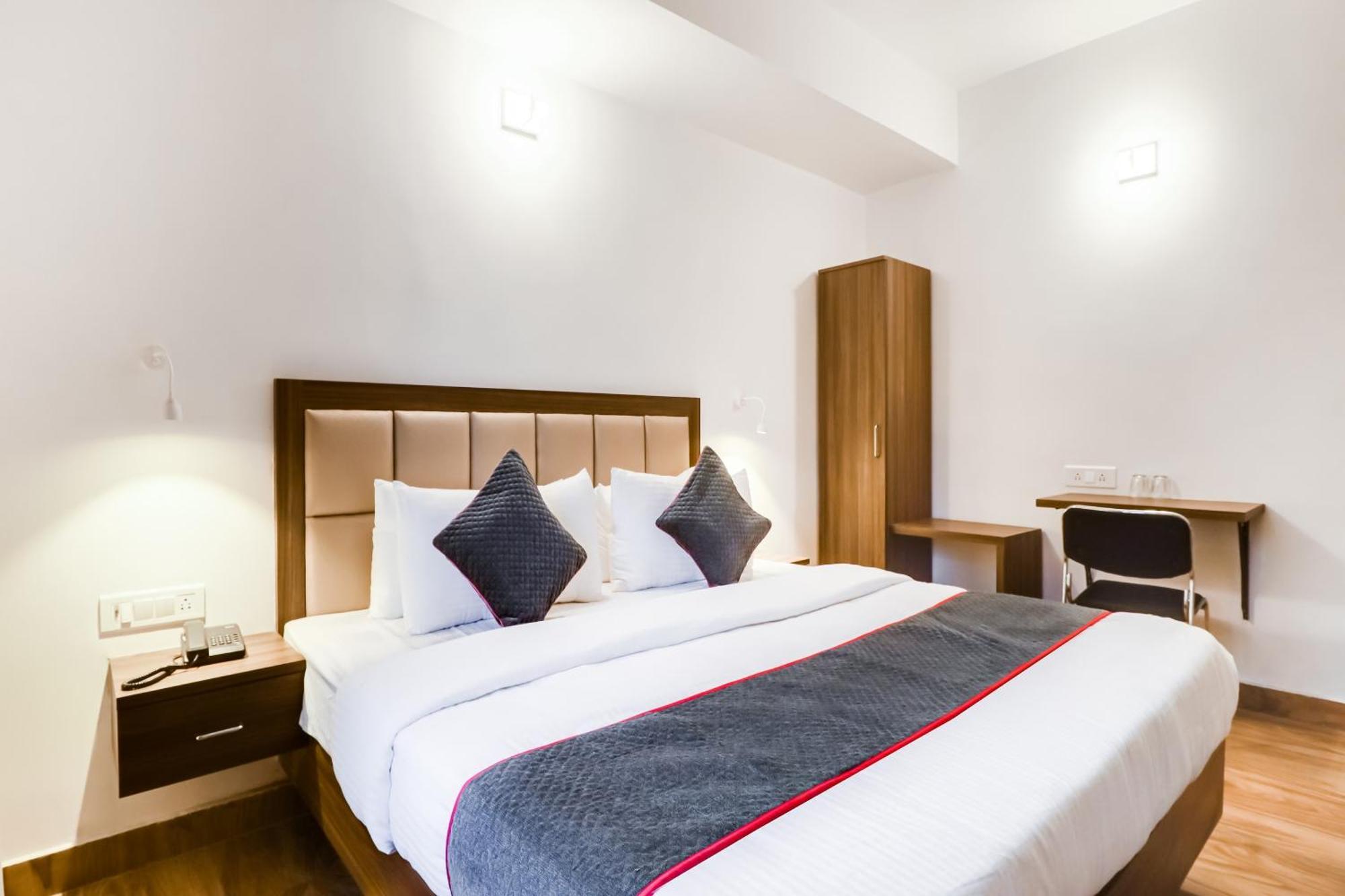 Townhouse Townhouse Clark Inn Patna  Zewnętrze zdjęcie