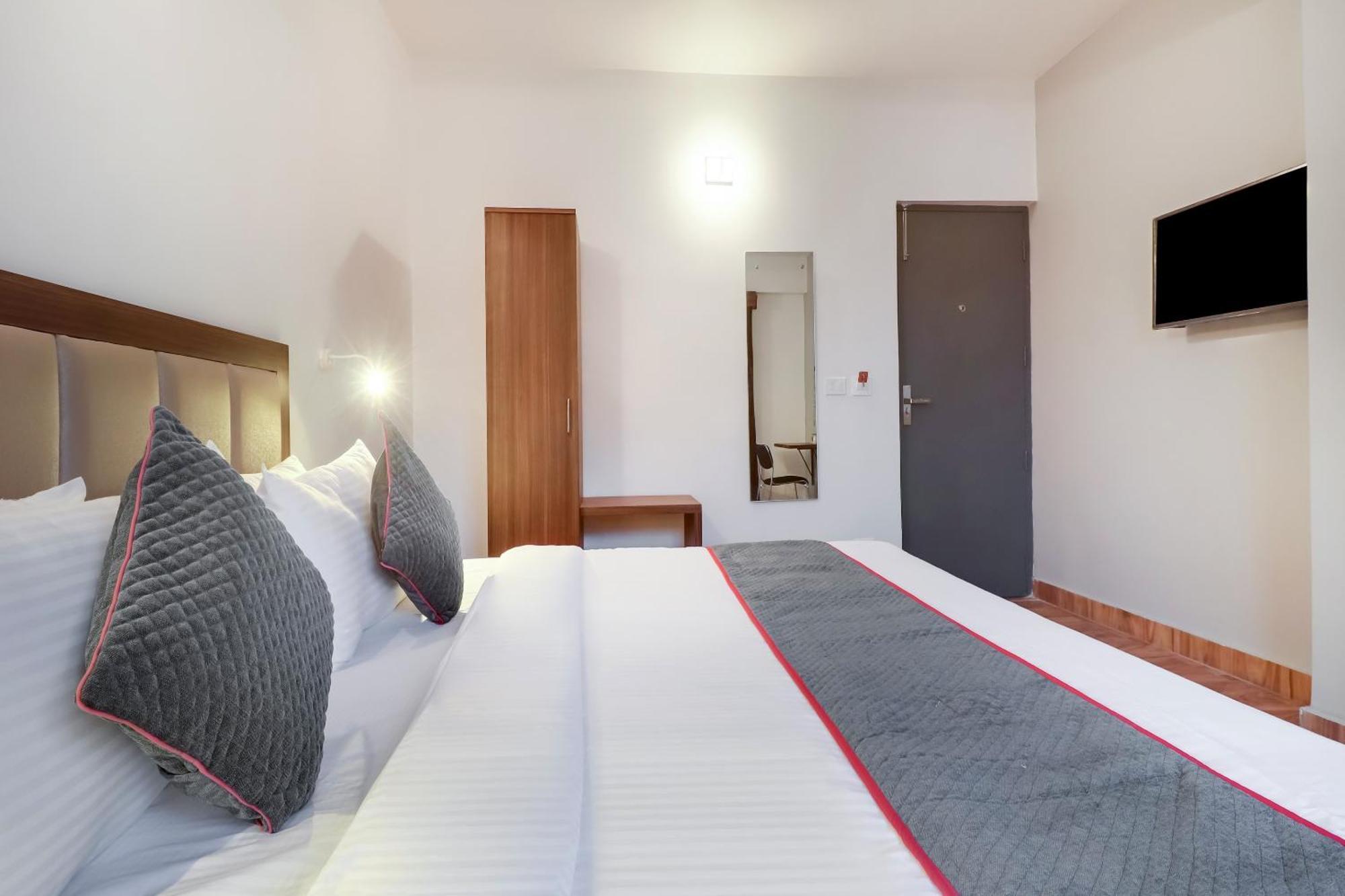 Townhouse Townhouse Clark Inn Patna  Zewnętrze zdjęcie
